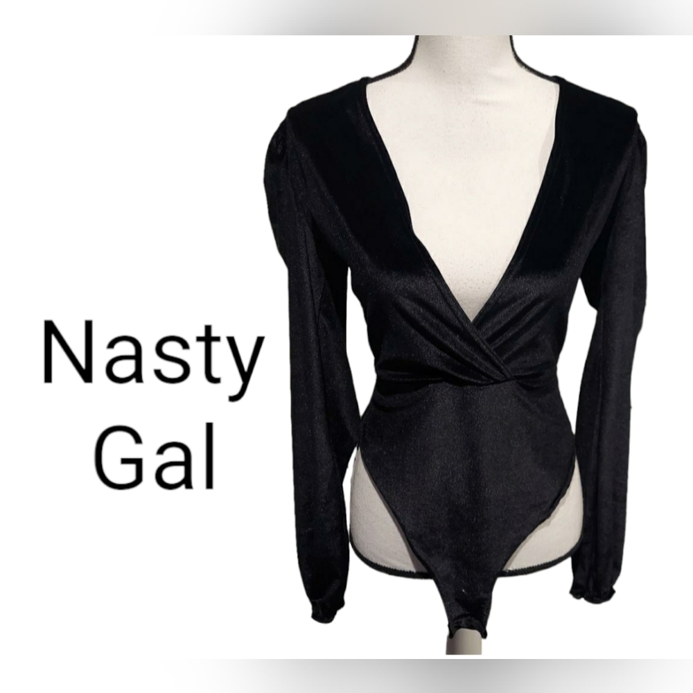 Nasty Gal bodysuit black velvet womens size 6 new with tags
